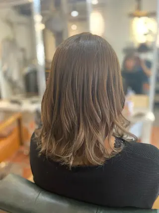 ミディアム カラー ハイブリッド美容師！ 藤井 俊壮のヘアスタイル