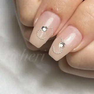 ミディアム ネイル richeri beautyのエステ・リラクイメージ