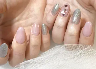 ネイル パラジェル認定サロン　ネイルケア&スパ　Lovin所属・Lovin _ryukaのネイルデザイン