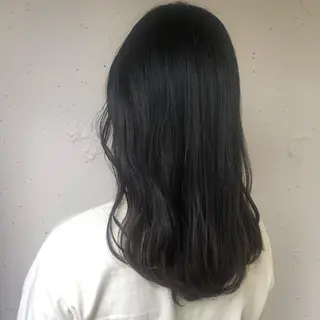ミディアム 顔周りの垢抜けヘア 立山愛梨のヘアスタイル