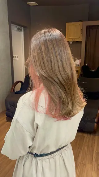 セミロング カラー 🪽髪質改善矯正 🤍MIU🤍のヘアスタイル