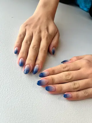 ネイル KARIN LANDHAKATAのネイルデザイン