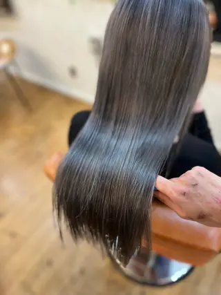 ロング ⚪️髪質改善 縮毛 店長 コウ⚪️のヘアスタイル