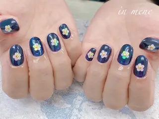 ネイル IN MENEのネイルデザイン