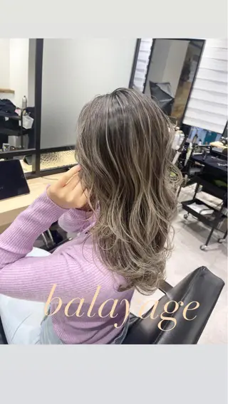ミディアム カラー 白髪ぼかしハイライト バレイヤージュヤマトのヘアスタイル