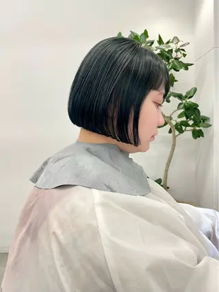 ミディアム カラー オカモト ミユウのヘアスタイル