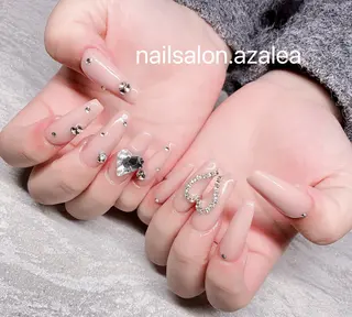 ネイル R inのネイルデザイン