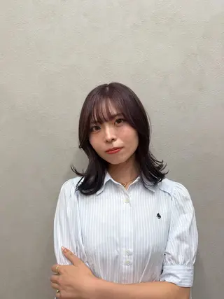 ミディアム カラー 有田裕真 【ブリーチカラー】のヘアスタイル
