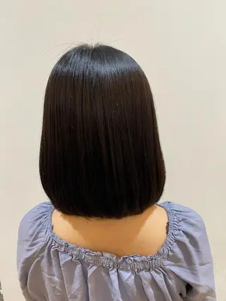 ミディアム カラー 佐藤 優衣のヘアスタイル