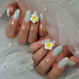 ネイル 𝐍𝐄𝐎 𝐉𝐔𝐑𝐈のネイルデザイン