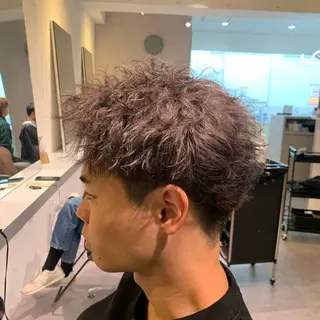 カラー メンズ 濱口 健慎のヘアスタイル