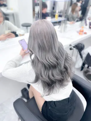 セミロング カラー ウルフ&レイヤー特化 まとまる美髪矯正のヘアスタイル