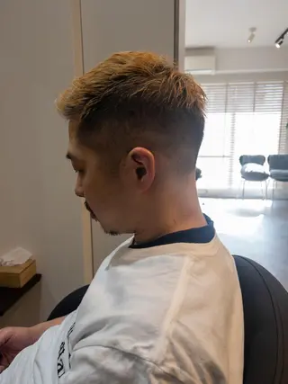 ショート ENA レイヤー/くびれヘアのヘアスタイル