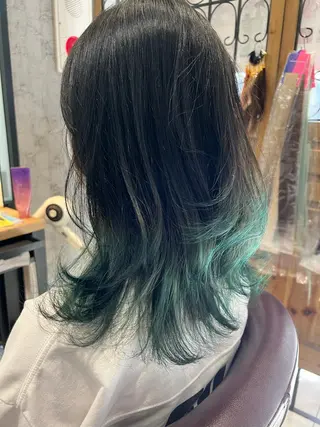 セミロング カラー 髪質改善✨️レイヤー クボタリョウのヘアスタイル