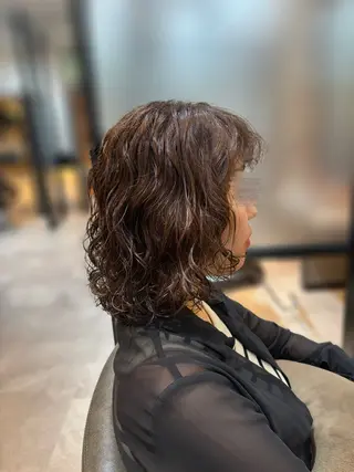 ミディアム パーマ ️🫧押上️🫧はな 🫧まとまるショートのヘアスタイル