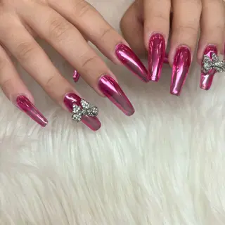 ネイル UnFLAIR KASUMIのネイルデザイン