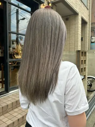 ロング カラー 【aini天王寺】 𝐚𝐢𝐫𝐢✂︎のヘアスタイル