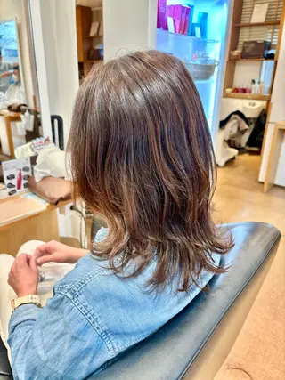 ミディアム カラー 秋山知穂🧸縮毛矯正 ショート新越谷南越谷のヘアスタイル