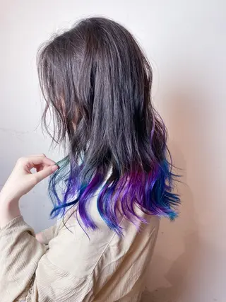 セミロング カラー 髪質改善、エクステ 山口卓哉のヘアスタイル