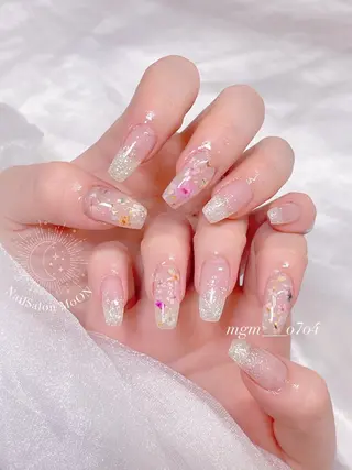 MoON...❤︎ MeGuのネイルデザイン