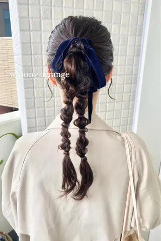 ヘアアレンジ 透けるベージュ/ 艶カラー♡のヘアスタイル