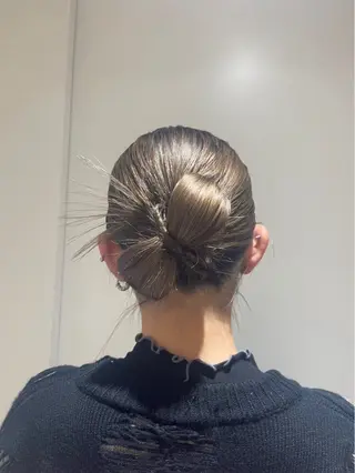 セミロング ヘアアレンジ 桜新町/ Mea⭐︎のヘアスタイル