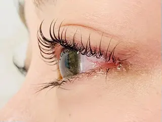 マツエク・マツパ Five  Beauty  Clinic所属・ファイブ ビューティクリニックのマツエク・マツパデザイン