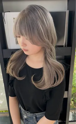 ロング カラー 寺島 理菜のヘアスタイル