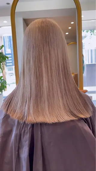 ミディアム BRIDGE あきらのヘアスタイル