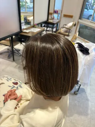 カラー 奥村 奈々加のヘアスタイル