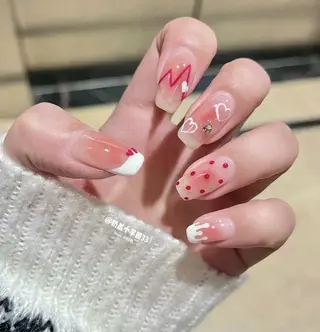 ネイル Queens みなみのネイルデザイン