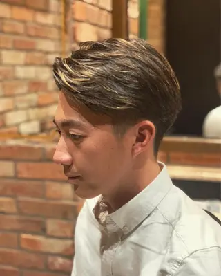 ミディアム 杉本 和大のヘアスタイル