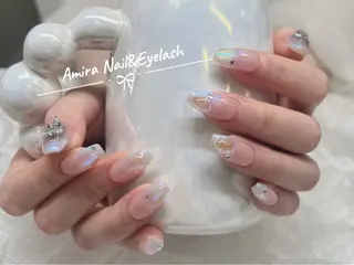 ネイル Amira アイラッシュのマツエク・マツパデザイン