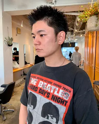 ショート メンズ グランジヘア 無造作ヘアHYUGAのヘアスタイル