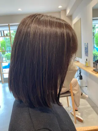 ミディアム カラー EMMA Satakeのヘアスタイル