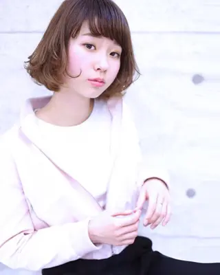 ミディアム YOKOI SHINJIのヘアスタイル