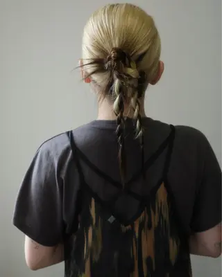 ヘアアレンジ 透明感カラー🫧 HARUKA🐰のヘアスタイル