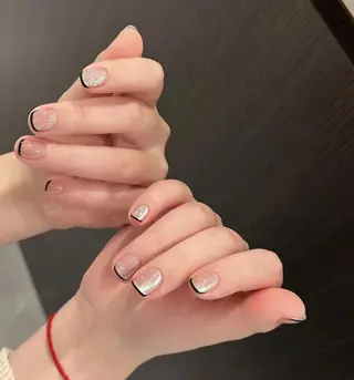 ネイル Queens PUPUのネイルデザイン