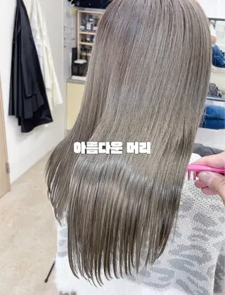 ロング カラー ケアブリーチ /髪質 改善/古橋圭史郎のヘアスタイル