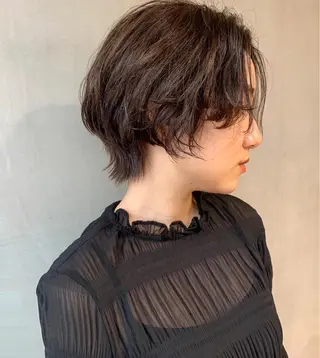 ショート カラー ウルフレイヤーカット /チヒロのヘアスタイル