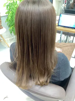 ミディアム a-o岡野　こやま しんぺいのヘアスタイル