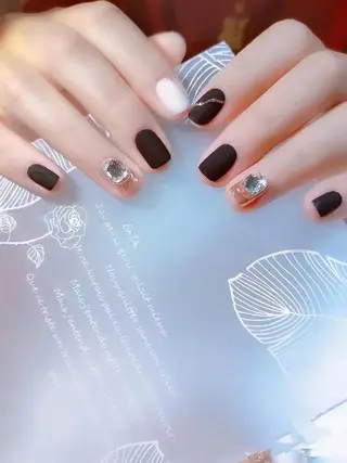 ネイル Theone栄店 伊藤のネイルデザイン