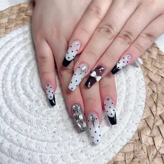 ネイル Maggie Nail🦩のネイルデザイン
