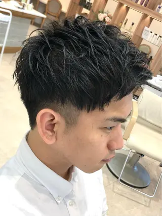 ショート 小林 優太　メンズパーマ✨のヘアスタイル