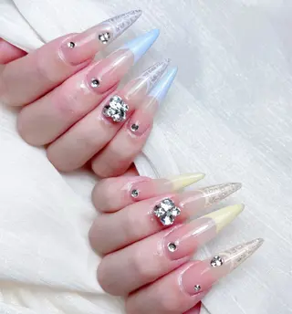 ネイル M🌷nail 長さだし専門店のネイルデザイン