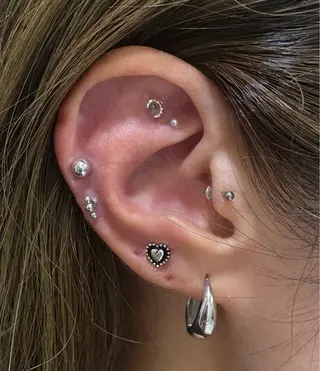 eyeroom en.のマツエク・マツパデザイン