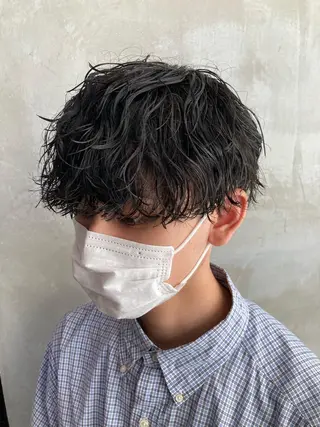 ショート パーマ メンズ 波巻きスパイラルパー マ/シャドウパーマ駿のヘアスタイル