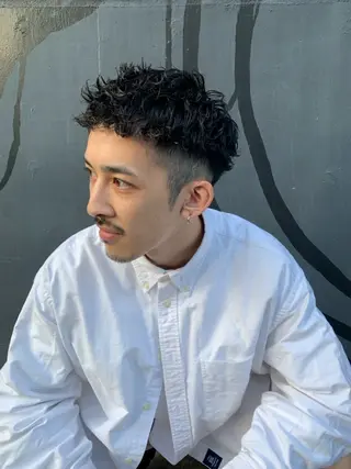 ショート メンズ 小山 奈津のヘアスタイル