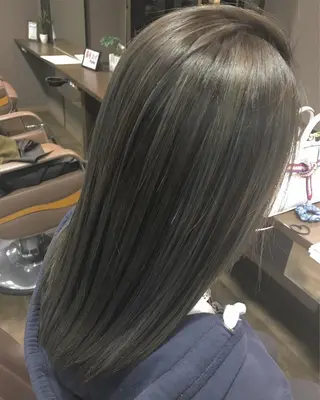 セミロング カラー pep natsumiのヘアスタイル