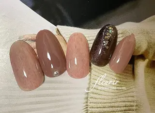 ネイル フルリール 【プライベートサロンのネイルデザイン